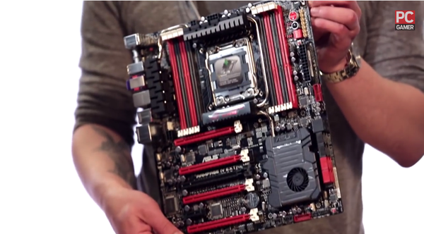 Large Pixel Collider - Qu&aacute;i vật PC với 4 card GTX Titan 8
