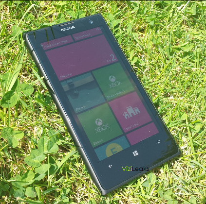 Ảnh thực tế Lumia EOS tiếp tục xuất hiện rõ nét