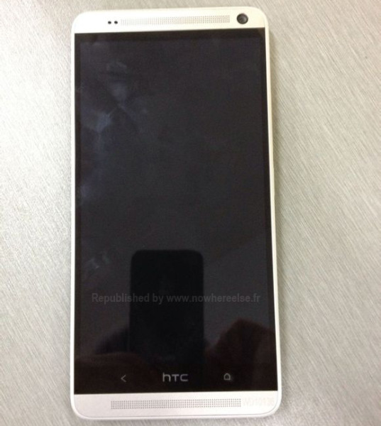  Thiết kế được cho là biến thể phablet của HTC One.