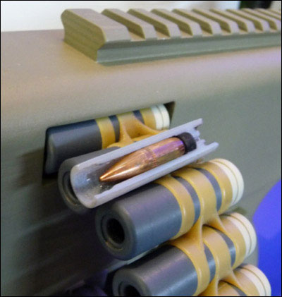  Đạn lồng LSAT bao gồm đầu đạn, cáp-xun, liều phóng và vỏ đạn plasti