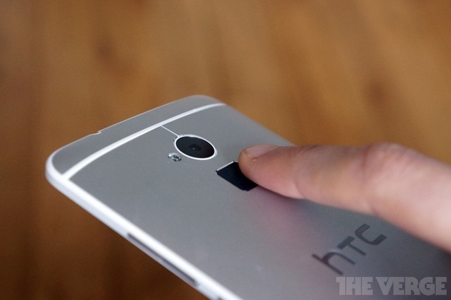 Tại sao cảm biến vân tay trên HTC One Max sẽ bị 