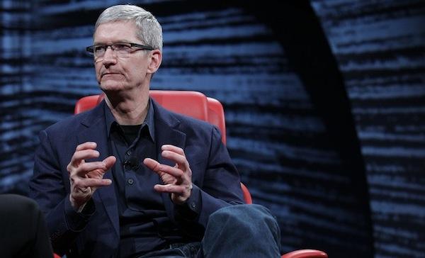 Tim Cook phủ nhận sự sa s&uacute;t của Apple