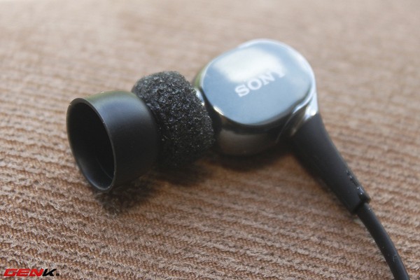 Mở hộp XBA-3iP, tai nghe sử dụng driver Balanced Armature của Sony 13