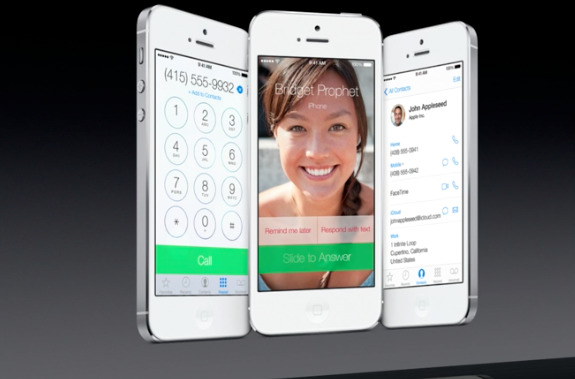  Giao diện của ứng dụng gọi điện trên iOS 7.