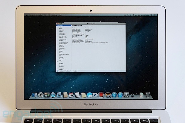 Apple MacBook Air handson 13inch, mid2013