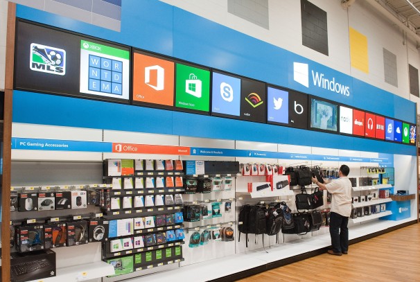 Microsoft học theo Samsung: Mở cửa hàng trong siêu thị điện tử
