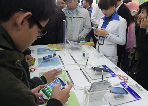  Lượng smartphone “khủng” mang thương hiệu Việt đang trên đà tăng trưởng tốt