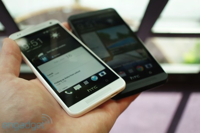Đi t&igrave;m sự kh&aacute;c biệt giữa HTC One mini v&agrave; HTC One