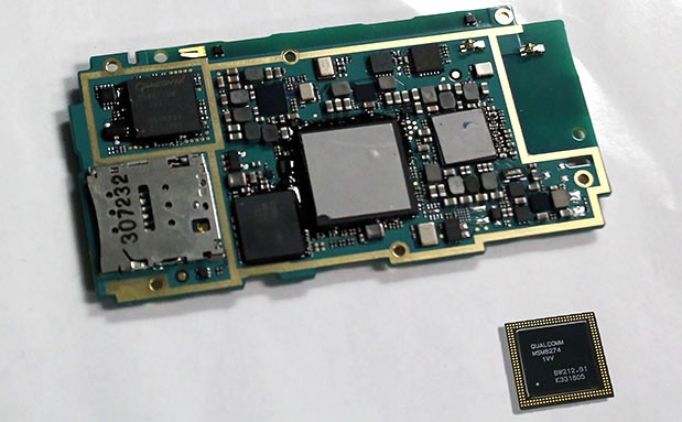 Oppo N1 flashes its Snapdragon 800 as exec leaks logic board pic