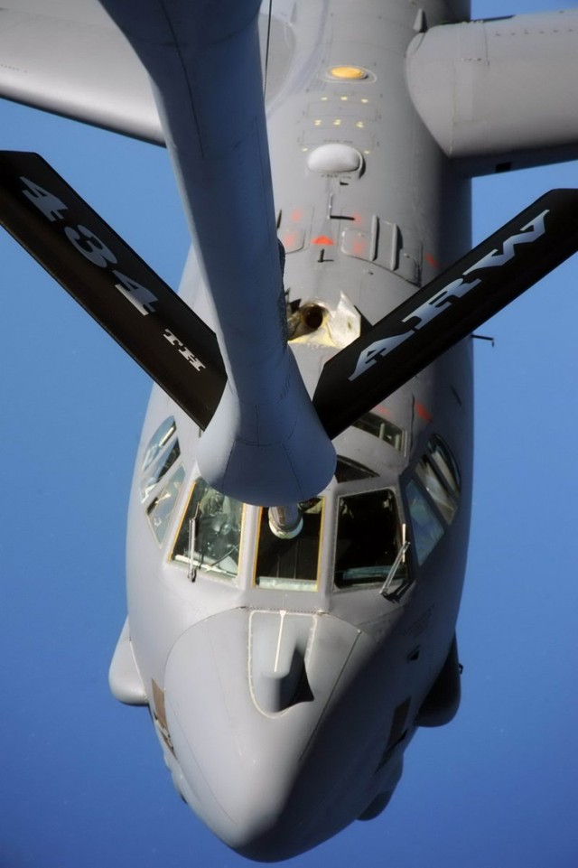 Boeing KC-135 - "Mother of siêu chiến đấu cơ"