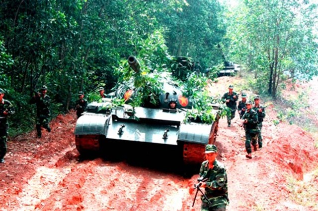 Mổ xẻ sức mạnh Tăng-Thiết giáp Việt Nam so với các nước láng giềng