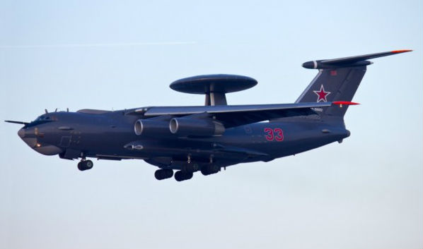  Một chiếc A-50 mang số hiệu 33 của Nga