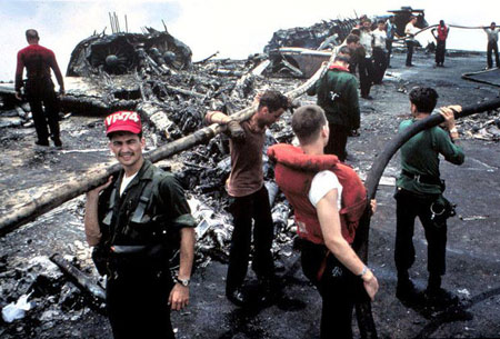  Đám cháy trên boong tàu USS Forrestal (Hải quân Mỹ)