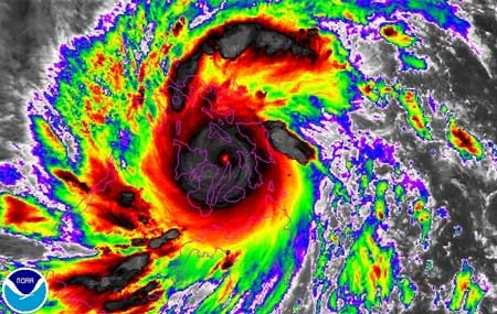  Siêu bão Haiyan (hay còn được biết đến với tên gọi &quot;Yolanda&quot; ở Philippines) là một trong những cơn bão mạnh nhất trong lịch sử thế giới và đã gây ra những tổn thất khủng khiếp về người và của khi quét qua Philippines tuần trước.