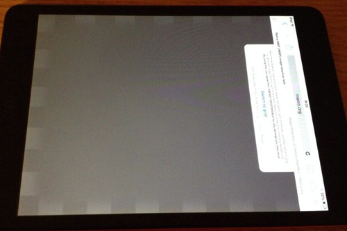 iPad mini 2 vừa ra đã dính lỗi màn hình-image-1384570436320