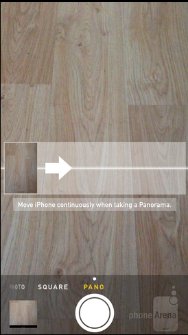  Đưa iPhone theo chiều mũi tên để thực hiện chế độ chụp hình Panorama.