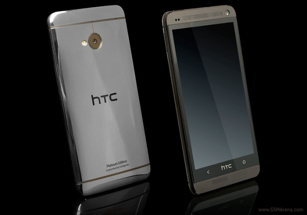  HTC One Platinum.