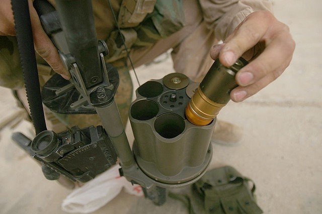  Milkor MGL sử dụng loại đạn phóng lựu cỡ 40mm.