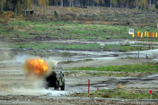 Toàn cảnh triển lãm vũ khí RAE 2013 tại Nga