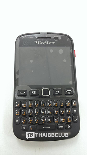 Lộ diện điện thoại BlackBerry 9720 giá rẻ