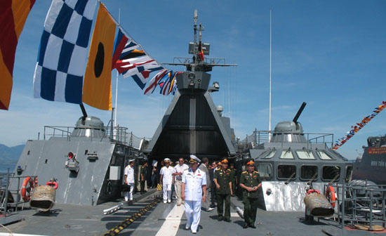  Việt Nam sắp có hai tàu khu trục hiện đại