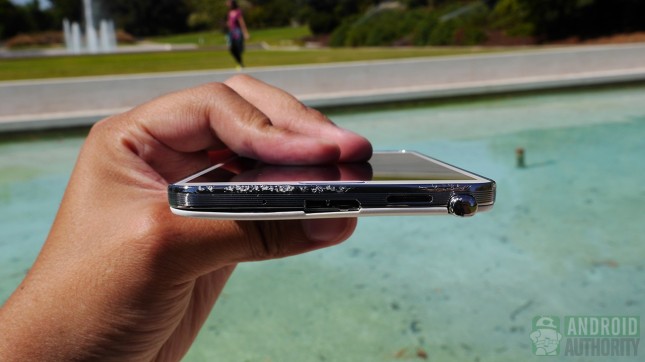 Thử nghiệm thả rơi: Galaxy Note 3 bền tới đâu?