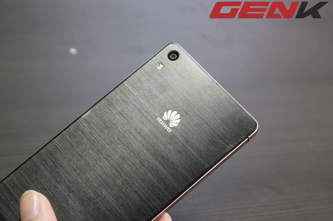 Đánh giá chi tiết Huawei Ascend P6: Mỏng nhưng có võ