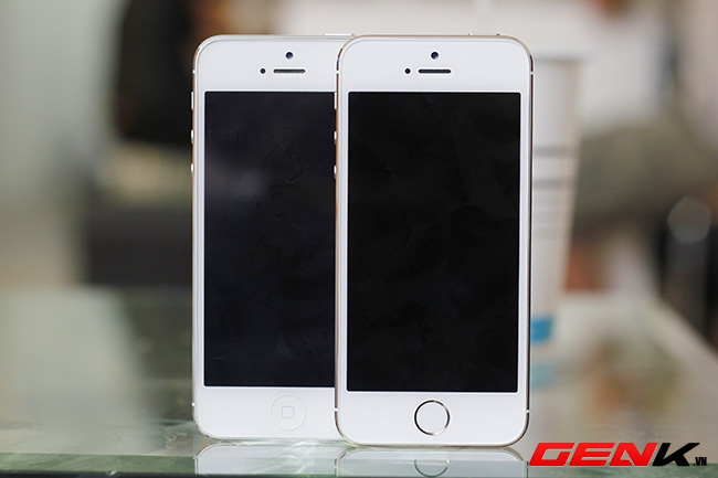 Mở hộp iPhone 5s tại Việt Nam, so sánh với iPhone 5