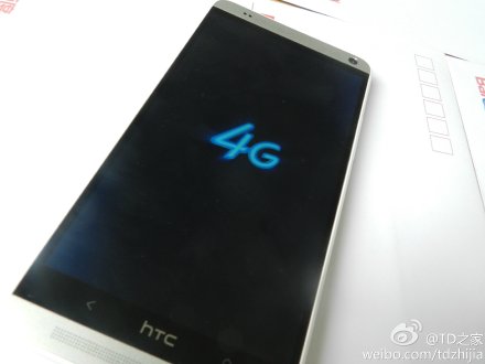 HTC One Max có màn đọ dáng đầu tiên cùng Note 3