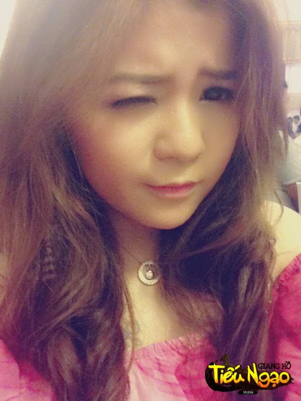 Gặp gỡ nữ game thủ xinh đẹp của Tiếu Ngạo Giang Hồ Mobile 8
