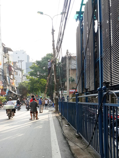 Tại phố Nguyễn Công Trứ chiều ngày 8/7/2014.