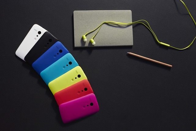 Moto G chính thức ra mắt: iPhone giữa rừng giá rẻ