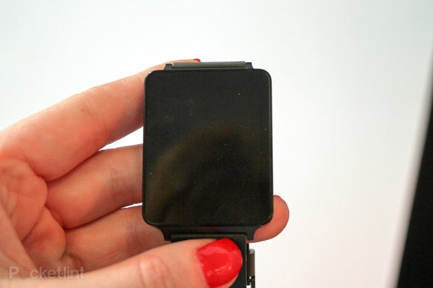 Lộ ảnh và giá bán smartwatch G Watch của LG: Không quá "lung linh" như ảnh 