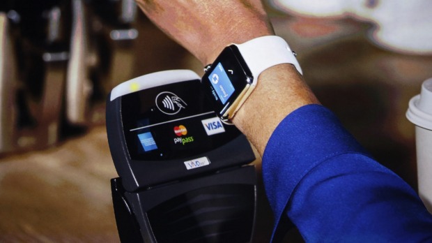 Samsung nung nấu smartwatch trang bị NFC và hệ thống thanh toán mới?