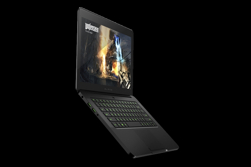 Razer nâng cấp cho laptop chơi game Blade: Card Maxwell, màn hình khủng