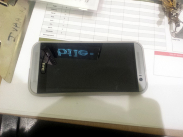 Lộ ảnh thực tế HTC The All New One