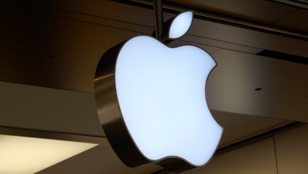 Logo táo trên iPhone 6 phát sáng như Macbook?