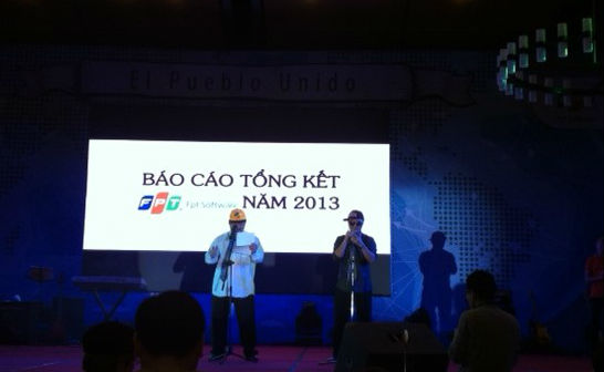 Chủ tịch FSoft Hoàng Nam Tiến... đọc rap báo cáo thành tích 2013 (1)