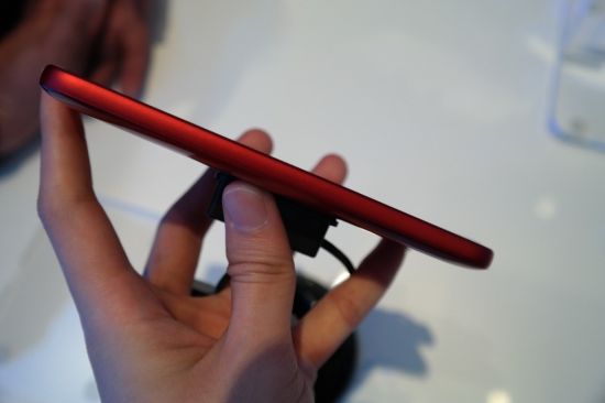 HTC Desire 616 chạy chip MediaTek 8 lõi ra mắt: Đối thủ tiềm năng của Zenfone