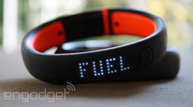 Nike ngừng sản xuất vòng đeo tay theo dõi sức khỏe Fuelband 