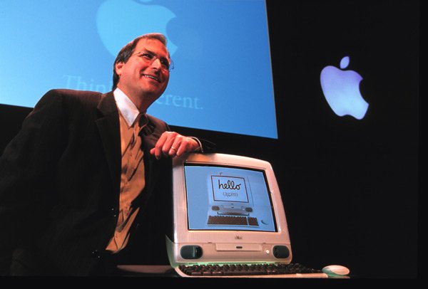 Jobs&apos; first major assignment for Ive was the iMac, pictured below with Jobs.