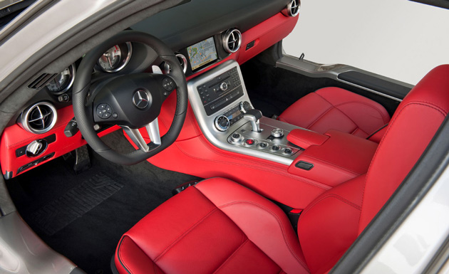 Mercedes Benz SLS AMG interior