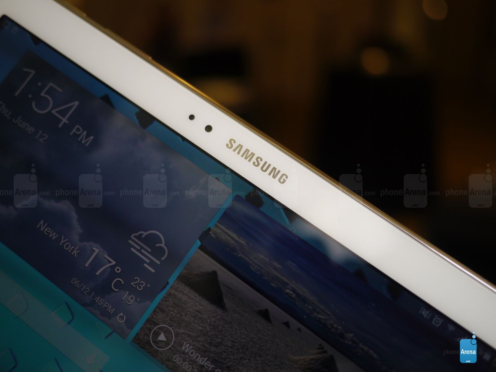 Cận cảnh Samsung Galaxy Tab S 10.5 màn hình siêu nét