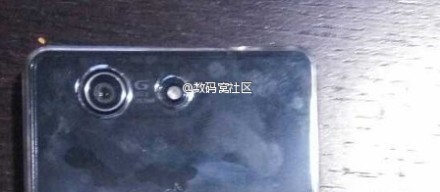 Lộ ảnh thực tế Xperia Z3 Compact, ông vua dòng smartphone mini