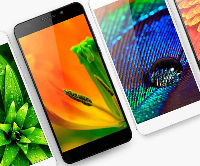 Honor 6 của Huawei cũng gia nhập “câu lạc bộ 3GB”. Thiết kế của máy lấy cảm hứng từ iPhone nhưng vẫn khá ấn tượng với thân máy mỏng 7,5mm, khung nhôm. Thiết bị có bộ nhớ trong 16/32GB, cảm biến máy ảnh Sony IMX 13MP, máy ảnh trước 5MP cho người thích chụp ảnh tự sướng. Ngoài ra, máy còn có 2 khay SIM, dùng Android 4.4.2 KitKat và giao diện Emotion.