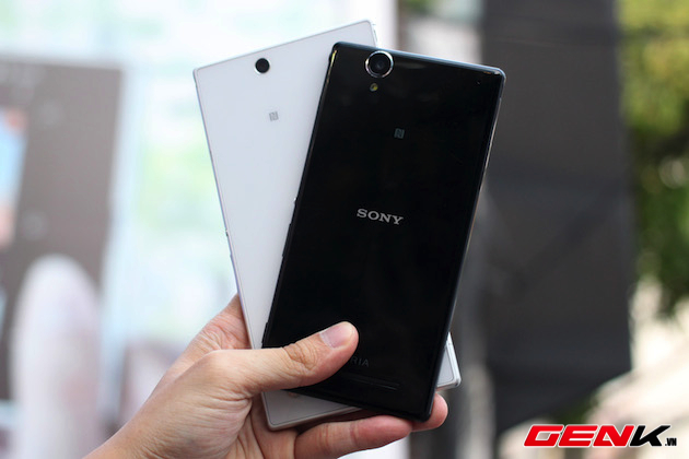 Cận cảnh Xperia T2 Ultra, so sánh với Z Ultra