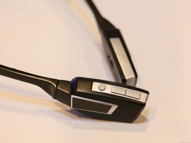 Những chiếc kính thông minh của tương lai: Cuộc chơi không chỉ dành cho Google Glass