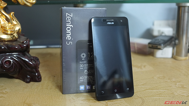 Chọn Asus Zenfone 5 bản A500 hay A501 cho nhu cầu sử dụng thường ngày?