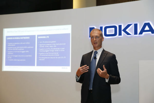 Ông Harald Preiss, Giám đốc khu vực Bắc Á của Nokia Networks, đang trình bày về khả năng triển khai 4G tại Việt Nam.