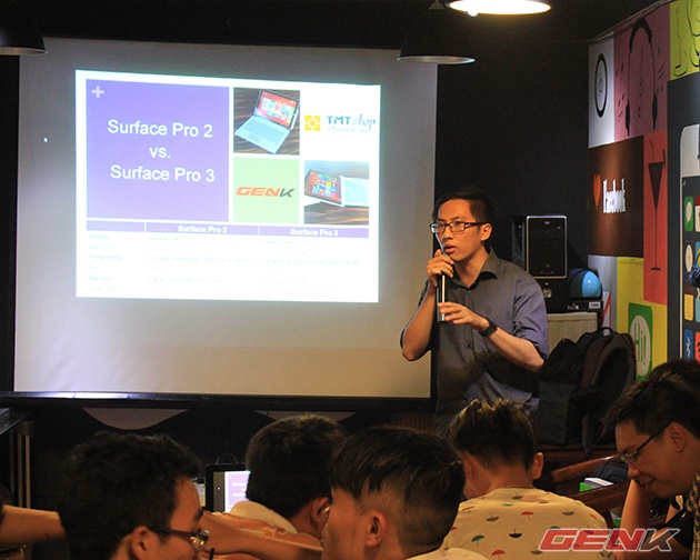 Diễn giả Minh Lết đang trình bày về những thay đổi đáng kể của Surface Pro 3 so với phiên bản trước đó.